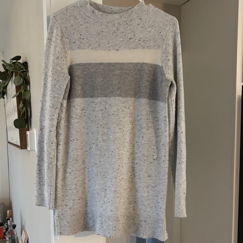 LOFT Heathered Gray and Cream Sweater